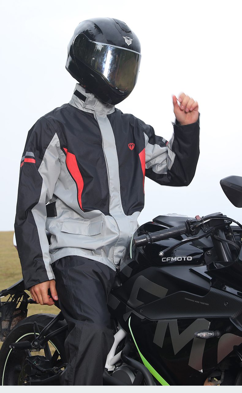 Rider wearing SN-010 Red color-block jacket on a sport bike